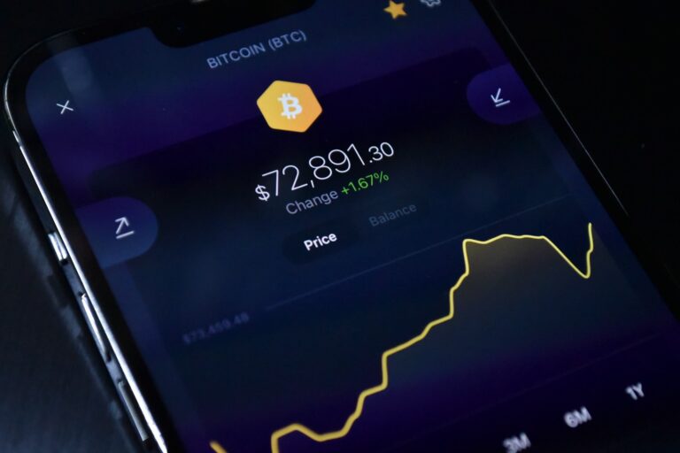 A Comprehensive Guide to Choosing the Right Wallet in Australia