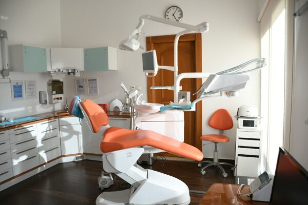 Experts Oral Health Care Tips from a Chestermere Dentist