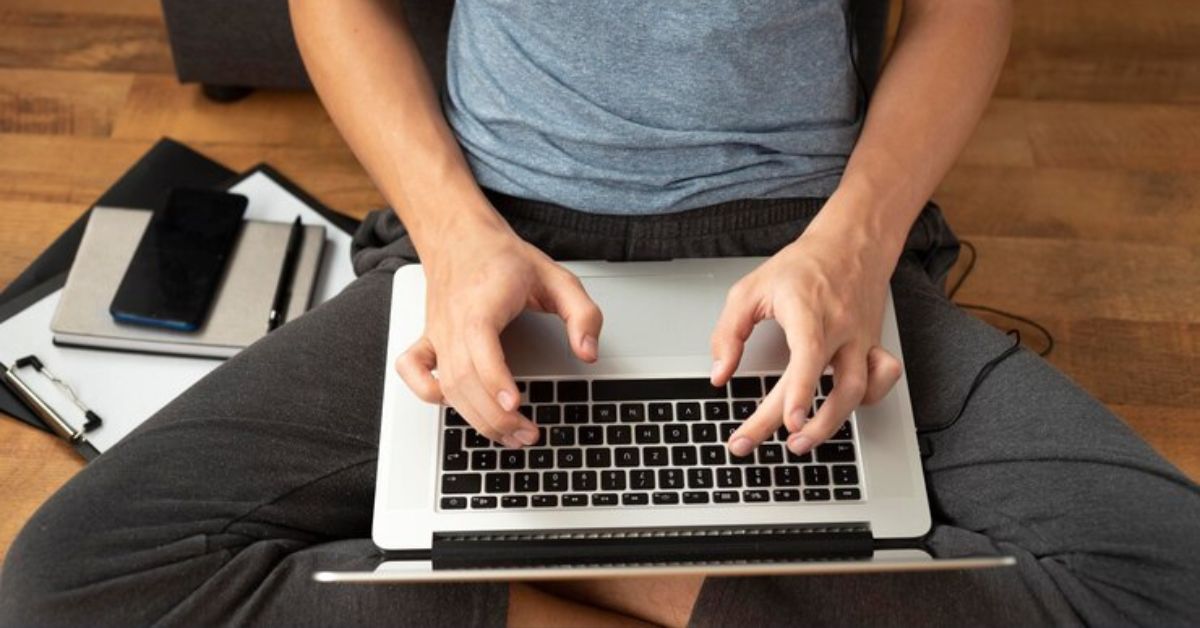 how to restart macbook