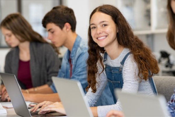 Top Reasons to Consider Laptop Hire for Your Next Project
