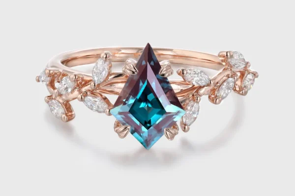 Alexandrite Rings: A Timeless Gemstone for Every Occasion
