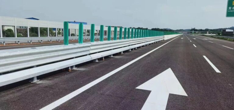 Huaan Traffic: Leading the Way in Highway Guardrail Manufacturing