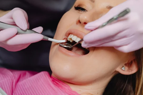Dental Implants' Effects on Confidence and Oral Health Link to the article: