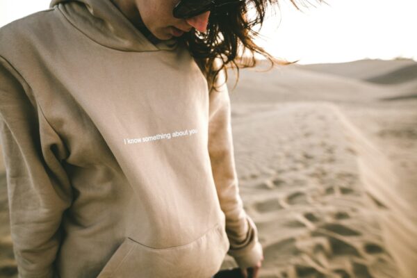 3 Methods to Dry a Hoodie Easily