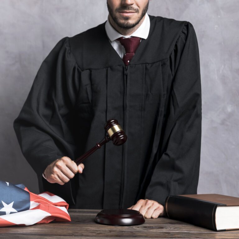 A Car Accident Lawyer Can Breeze Through These 5 Challenges While Victims Cannot